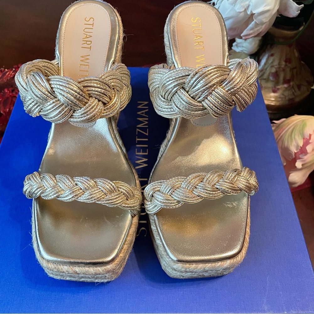 New STUART WEITZMAN platform wedge espadrille sandal gold